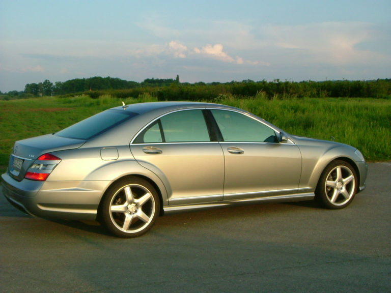 Detail tónovaných autoskel